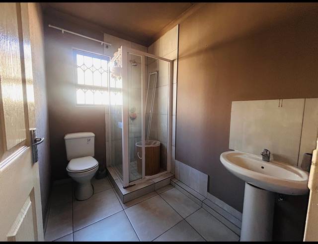 3 BEDROOM HOUSE FOR SALE IN VANDERBIJLPARK CE 4